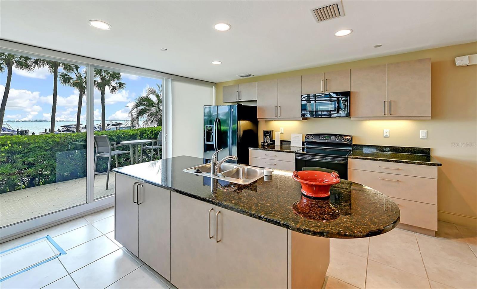 CONDO ON THE BAY TOWER I - Residential