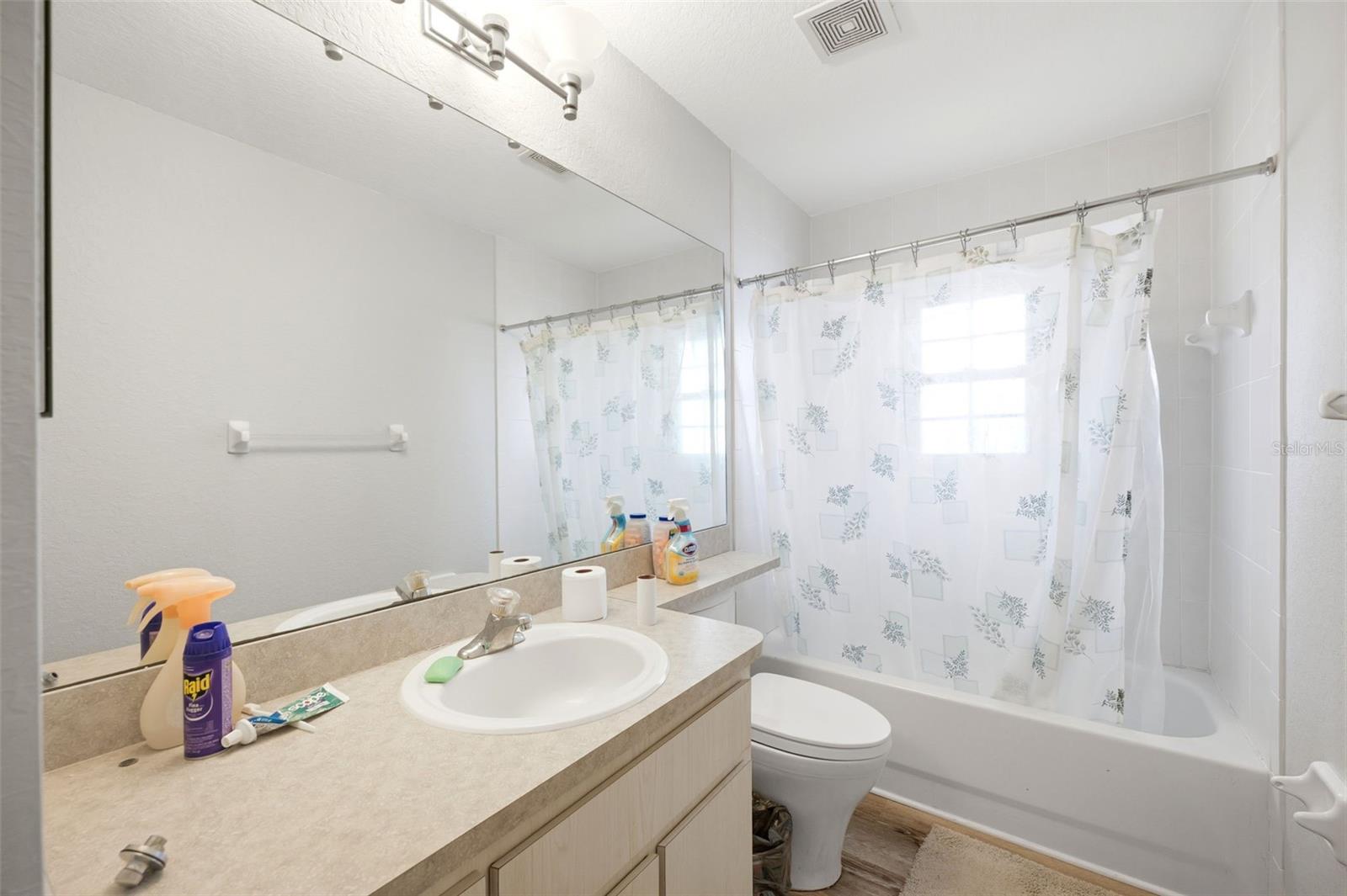SPRING HILL UNIT 8 - Residential