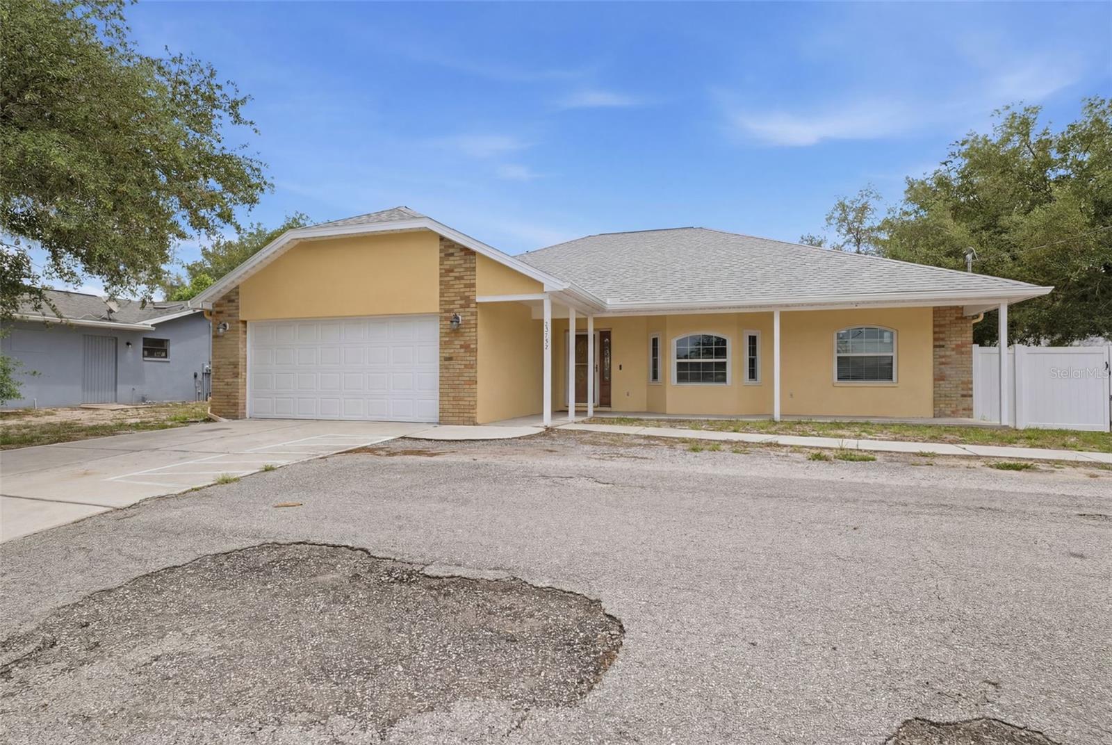 SPRING HILL UNIT 8 - Residential