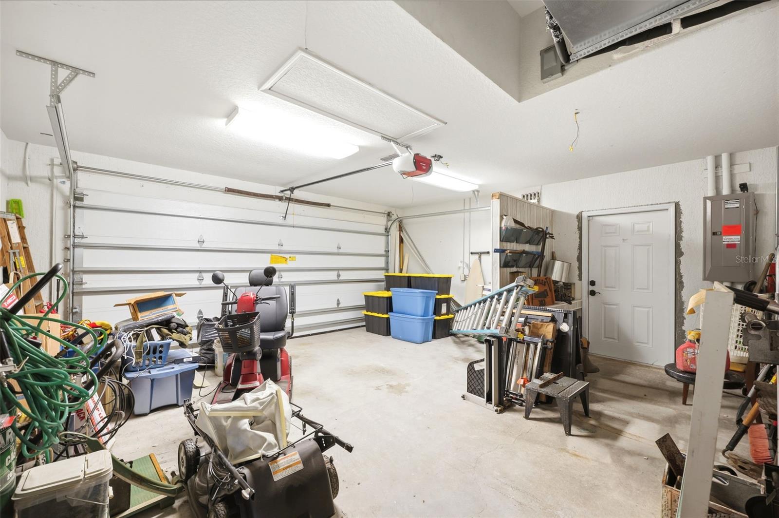 SPRING HILL UNIT 8 - Residential