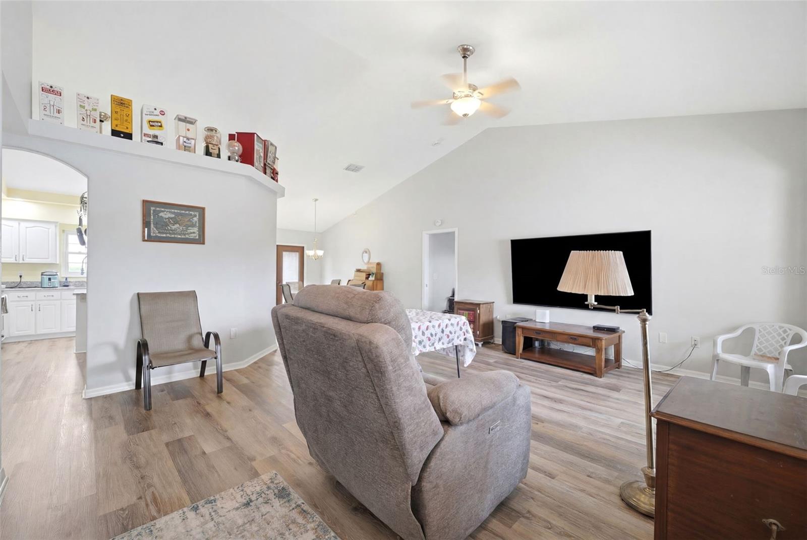 SPRING HILL UNIT 8 - Residential