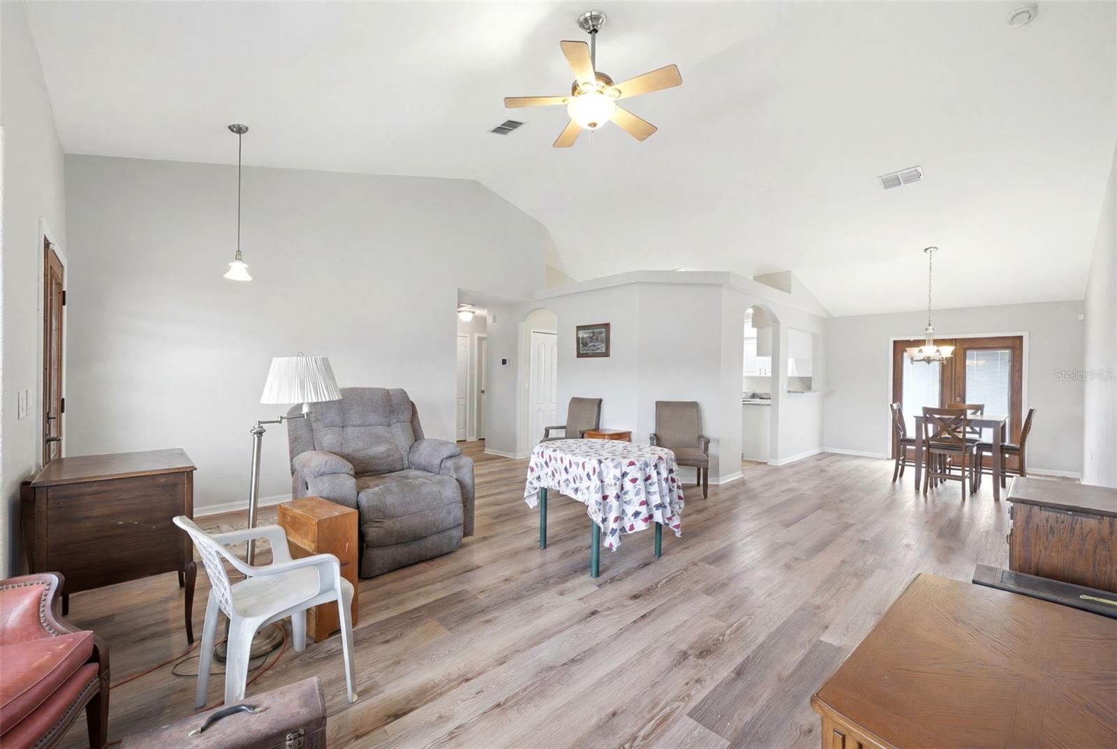 SPRING HILL UNIT 8 - Residential