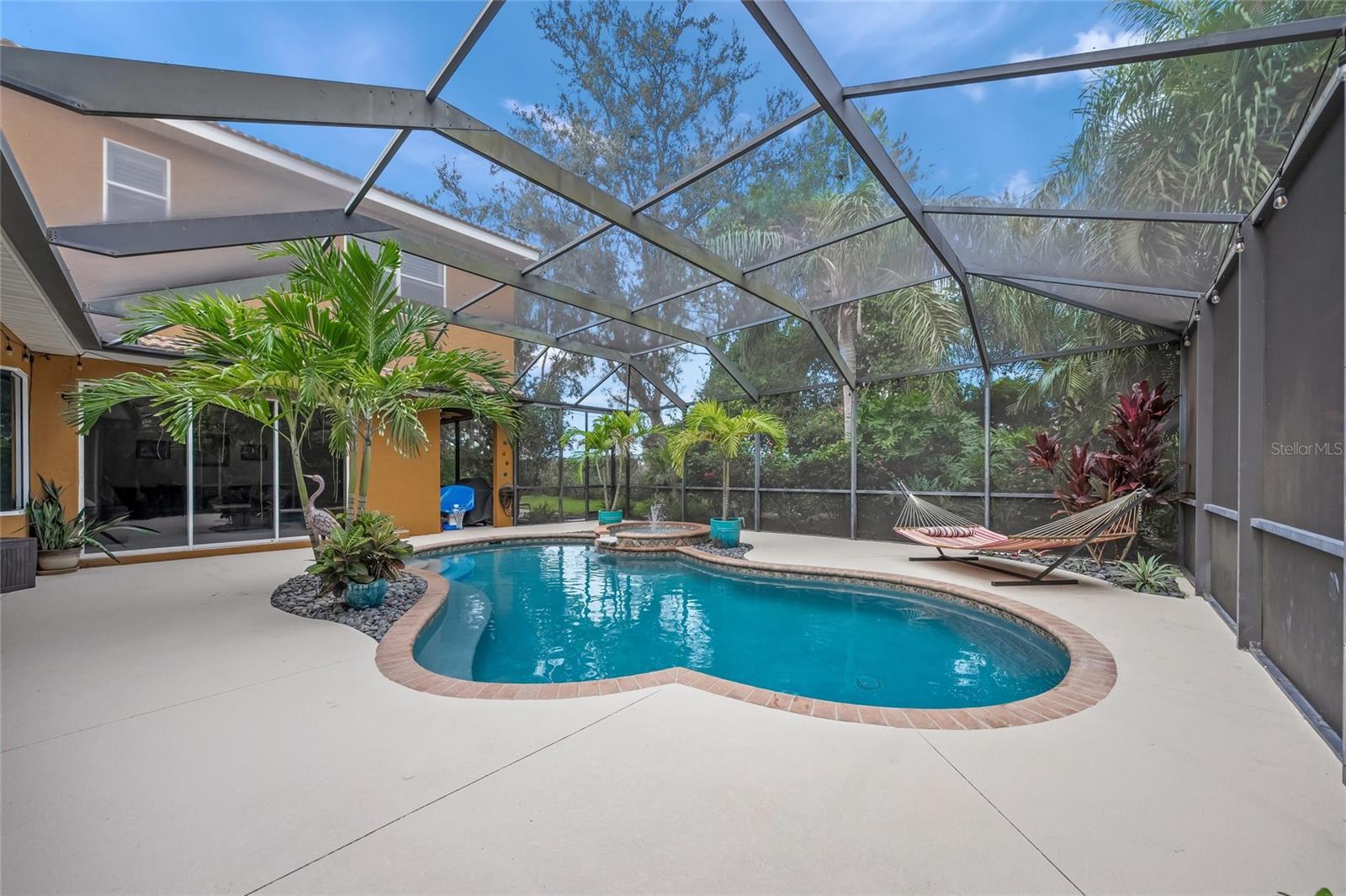 HAMMOCKS - Residential