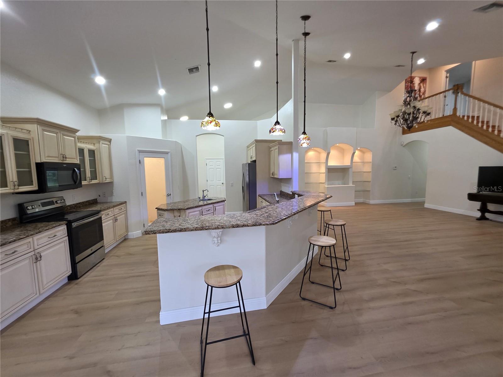 ORANGE BLOSSOM ESTATE - Residential