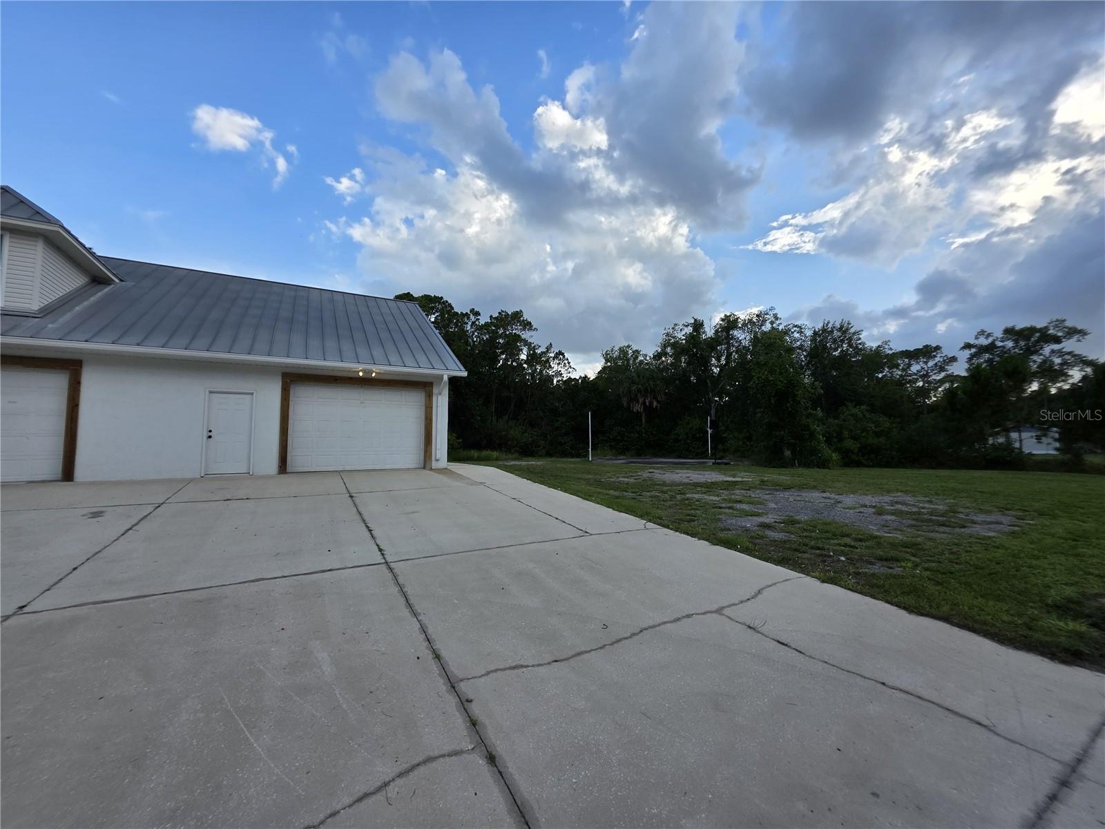 ORANGE BLOSSOM ESTATE - Residential