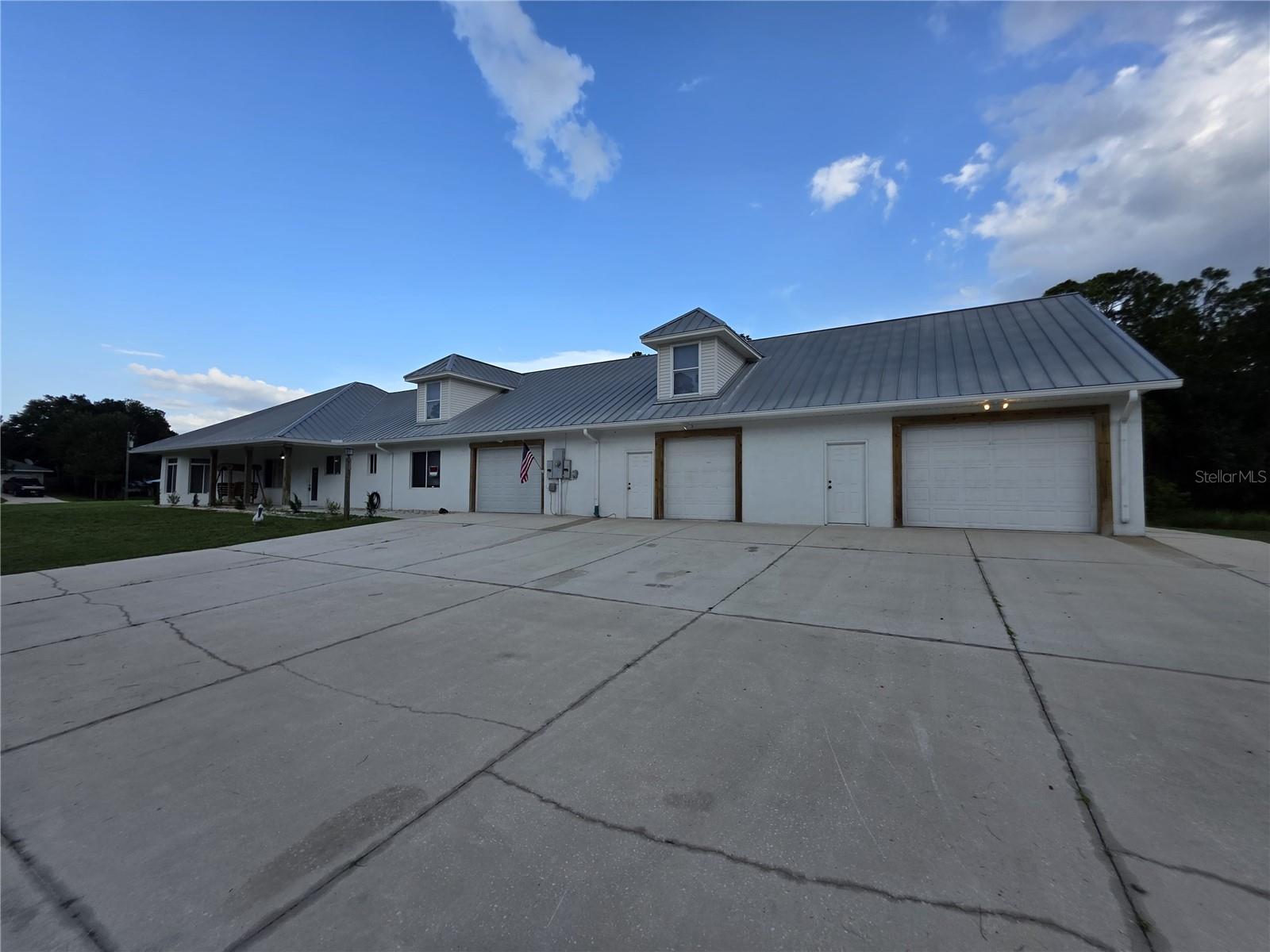 ORANGE BLOSSOM ESTATE - Residential