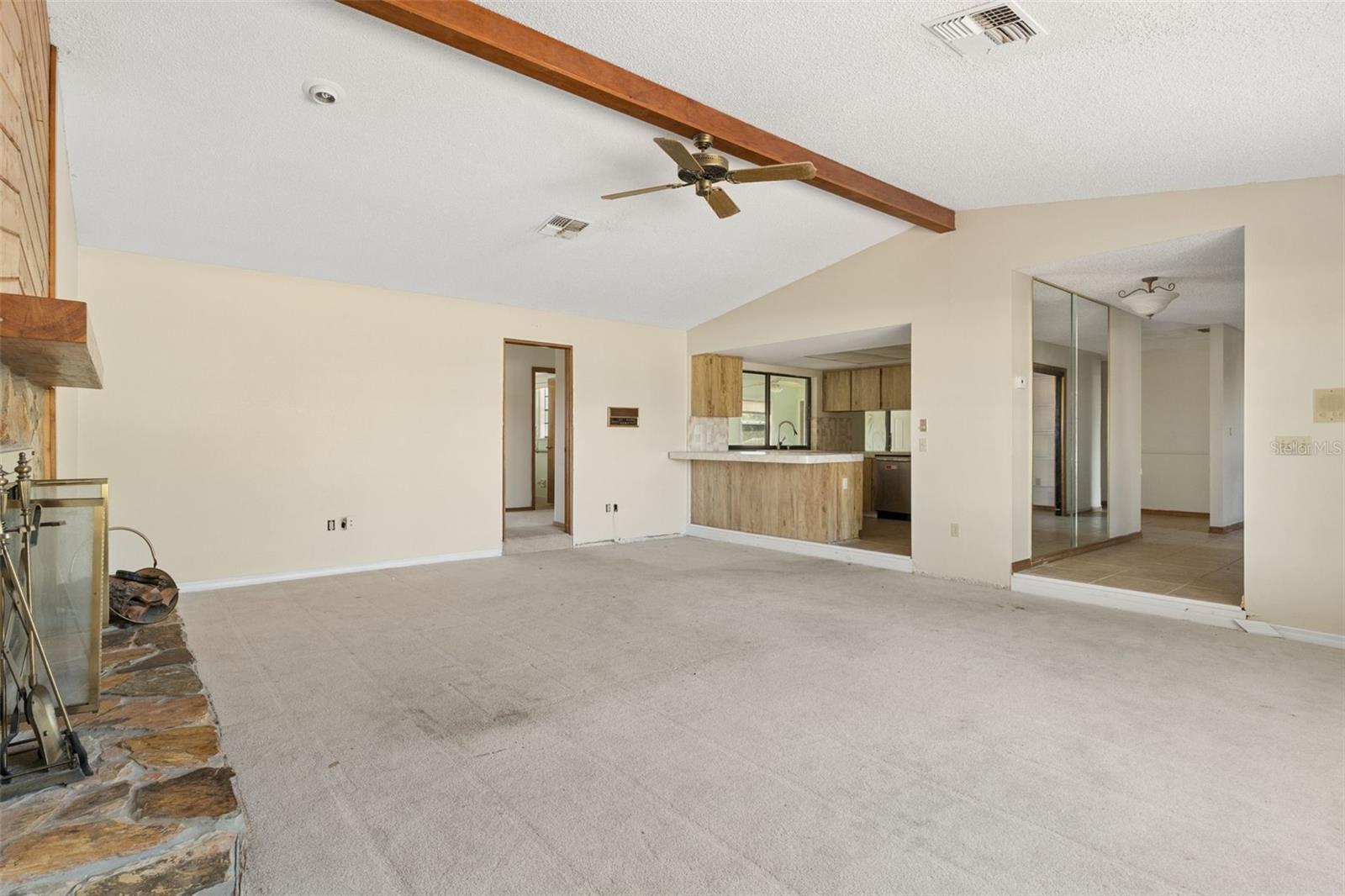 SPRING HILL - Residential