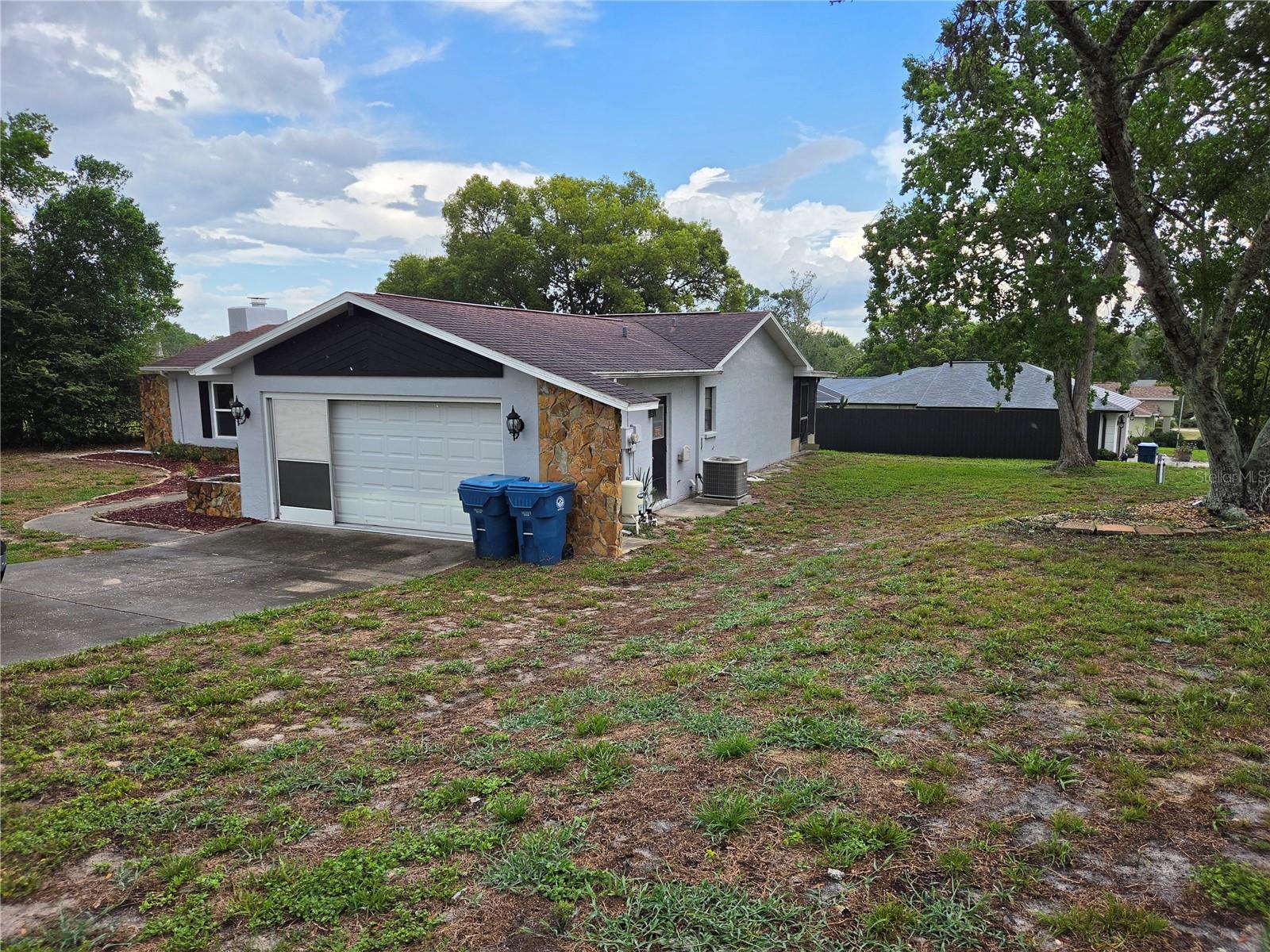 SPRING HILL - Residential