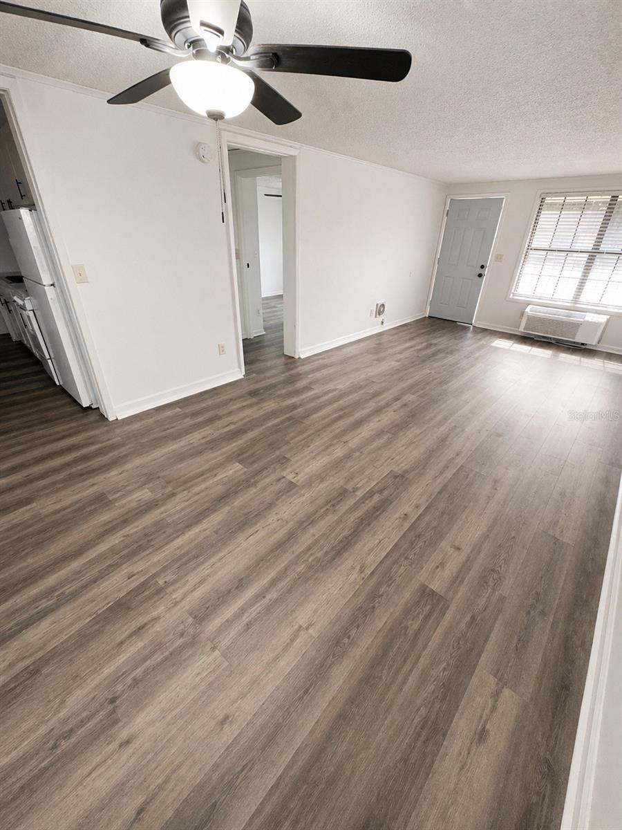 AZALEA HILLS - Residential Lease