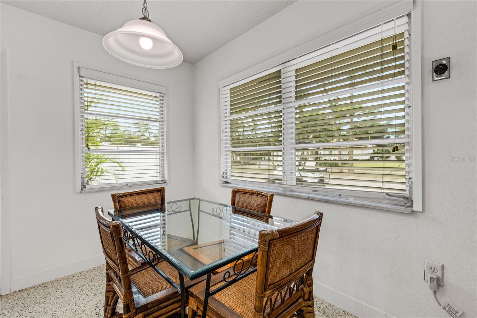 VENICE GULF VIEW SEC OF - Residential Income