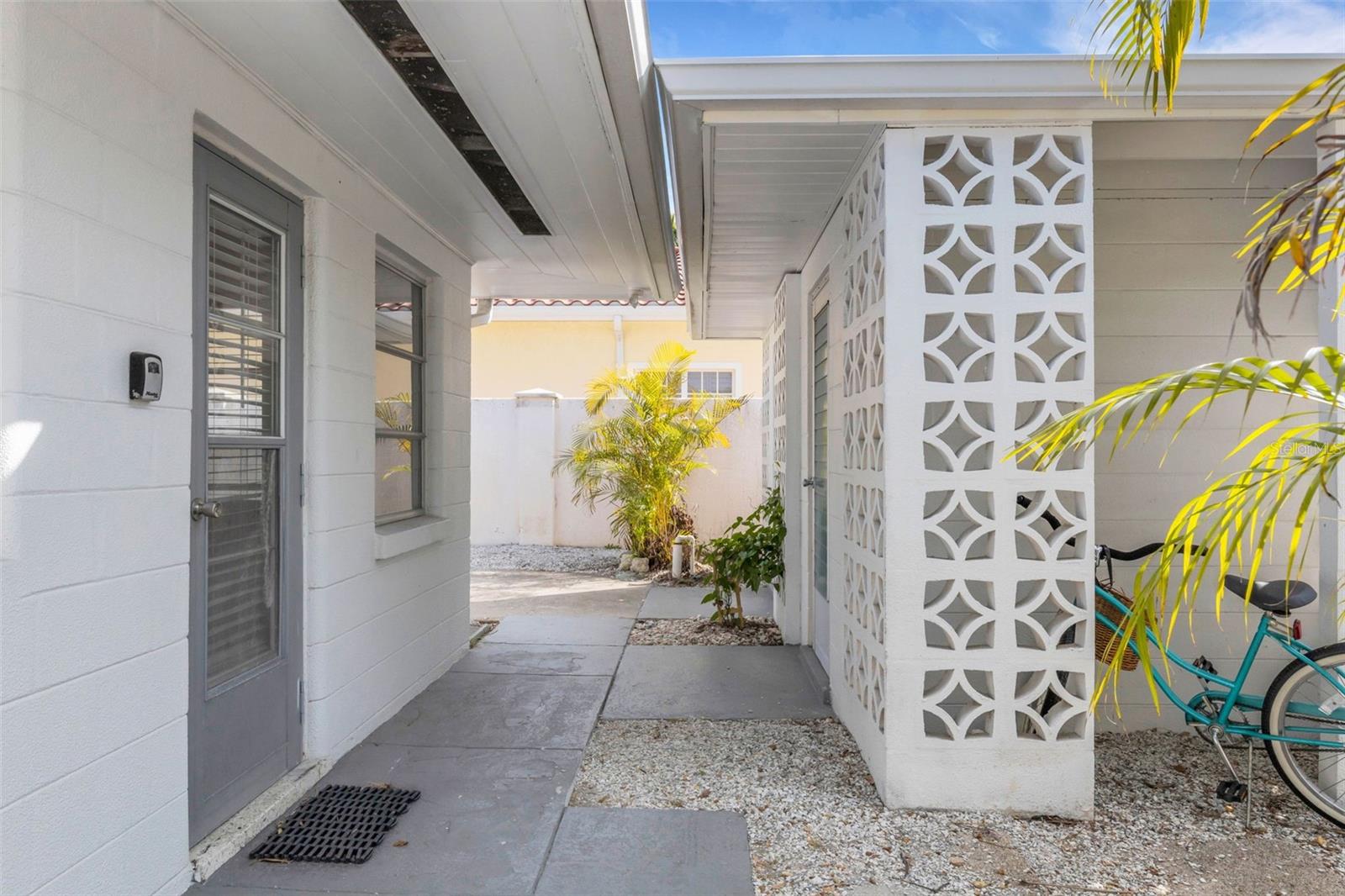 VENICE GULF VIEW SEC OF - Residential Income