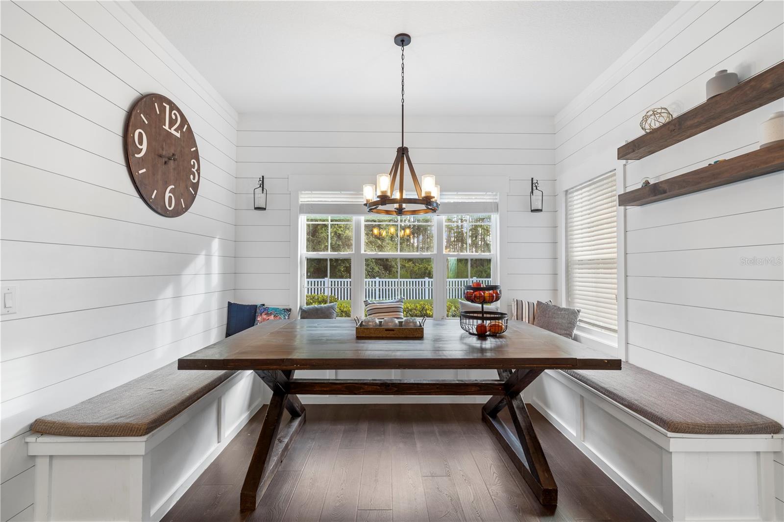 LAKESHORE RANCH - Residential
