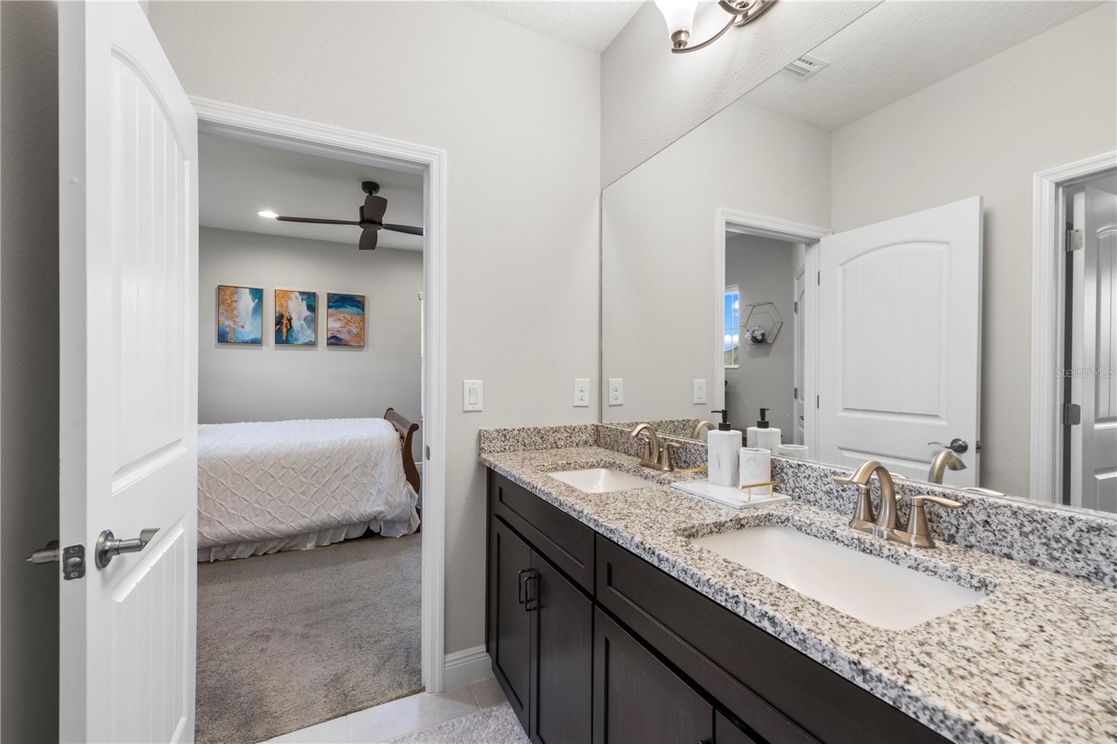 LAKESHORE RANCH - Residential