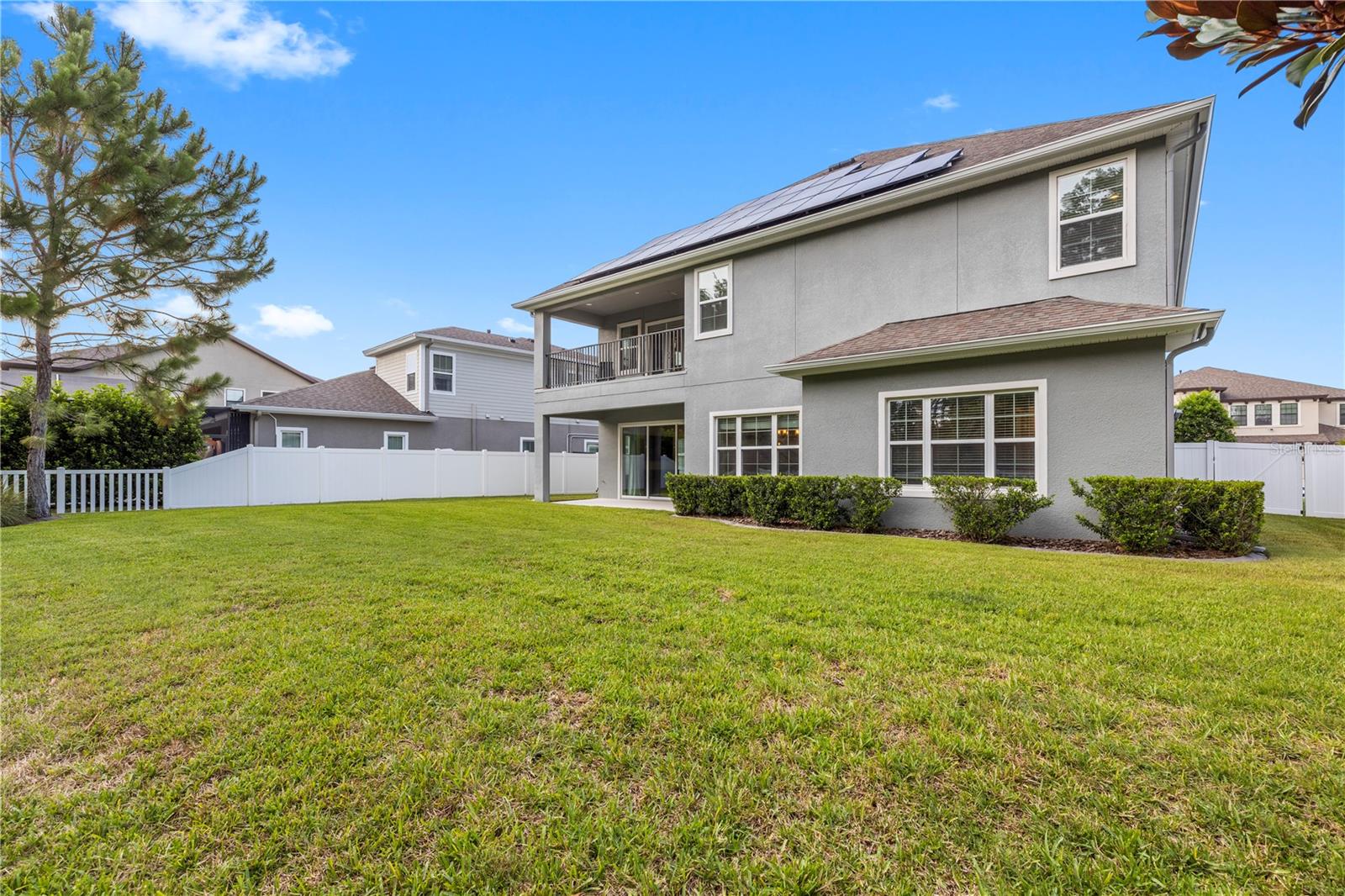 LAKESHORE RANCH - Residential