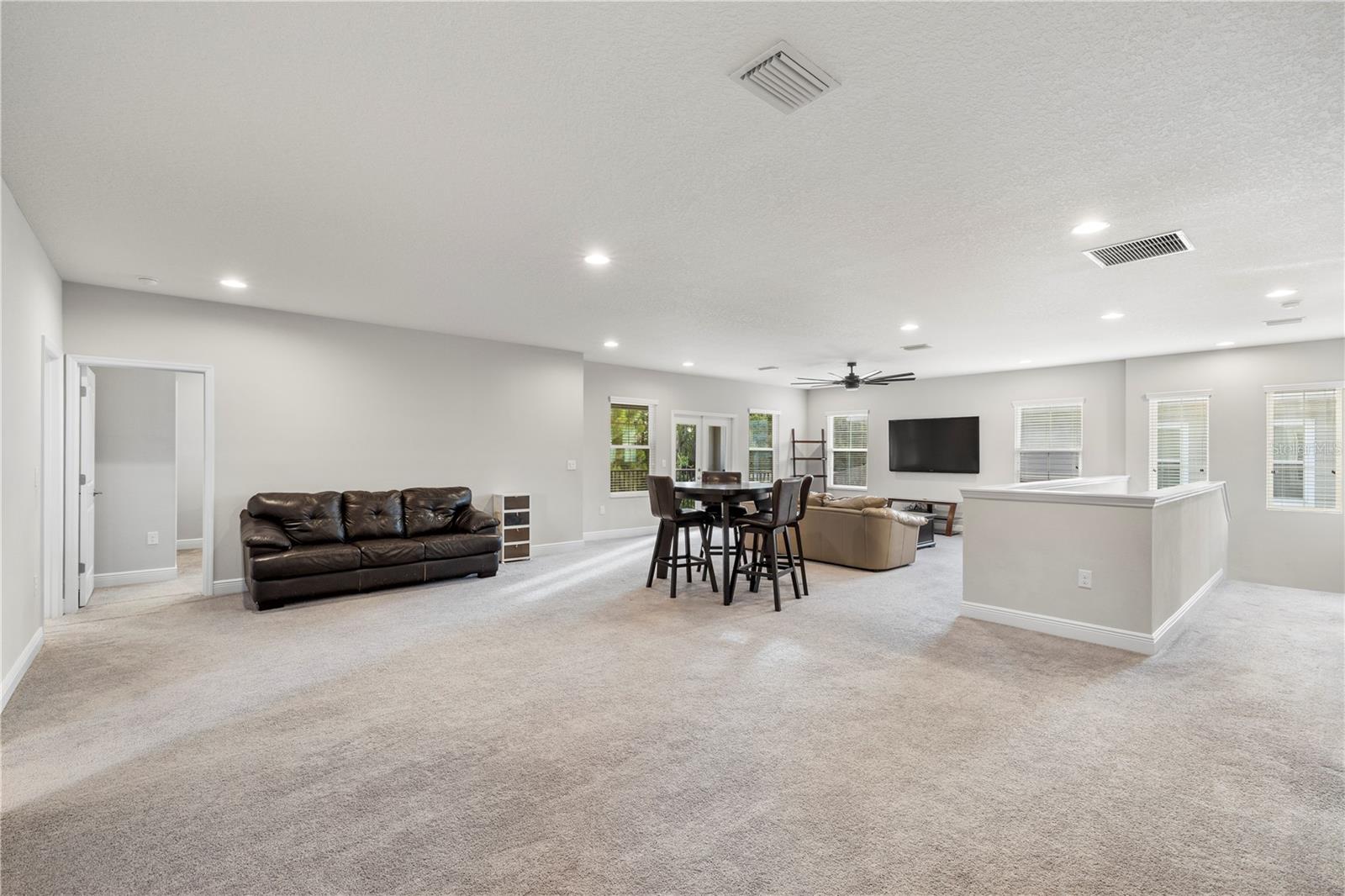 LAKESHORE RANCH - Residential