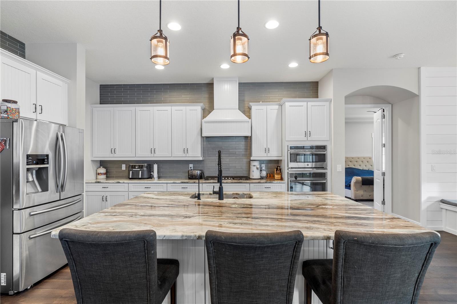 LAKESHORE RANCH - Residential