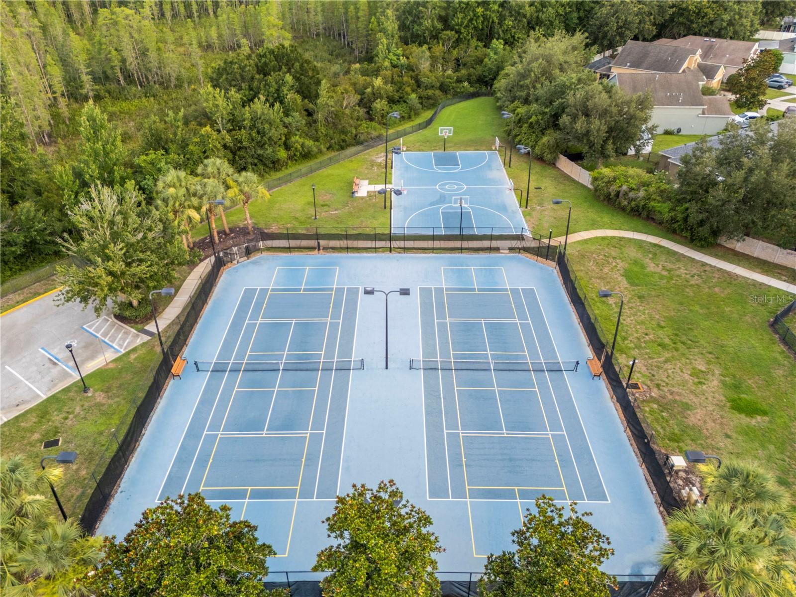 LAKESHORE RANCH - Residential