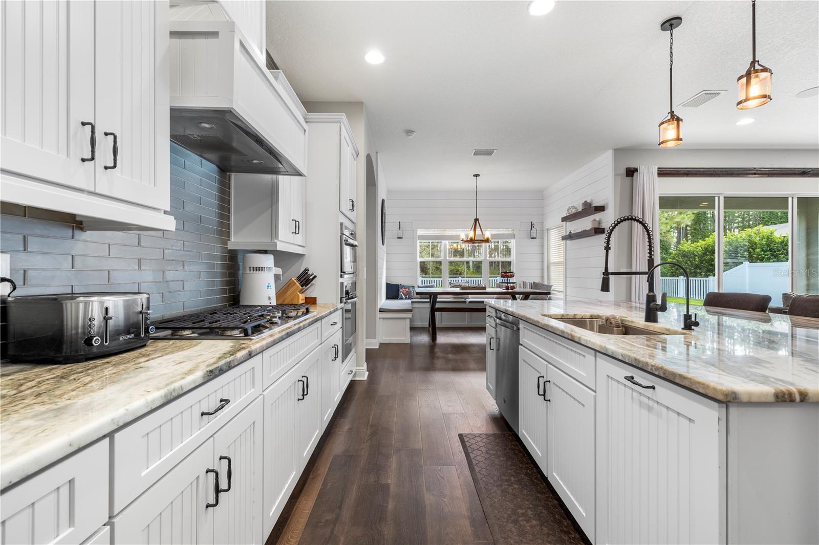 LAKESHORE RANCH - Residential