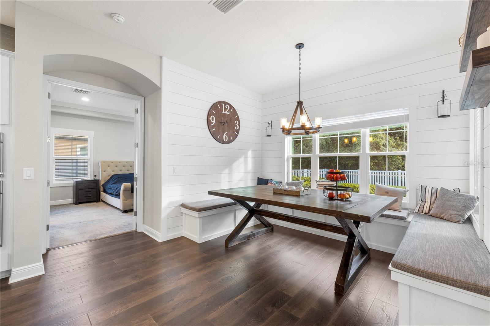 LAKESHORE RANCH - Residential