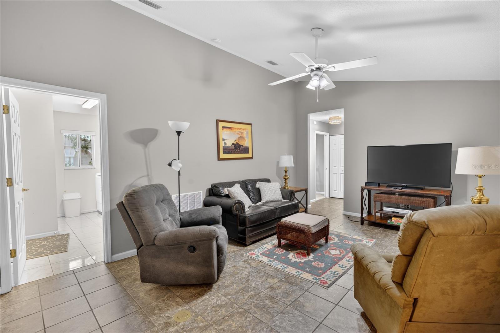OCALA PALMS UN 03 - Residential