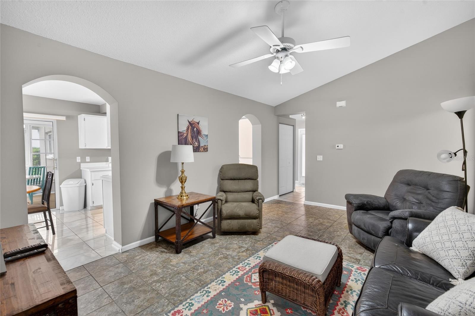 OCALA PALMS UN 03 - Residential