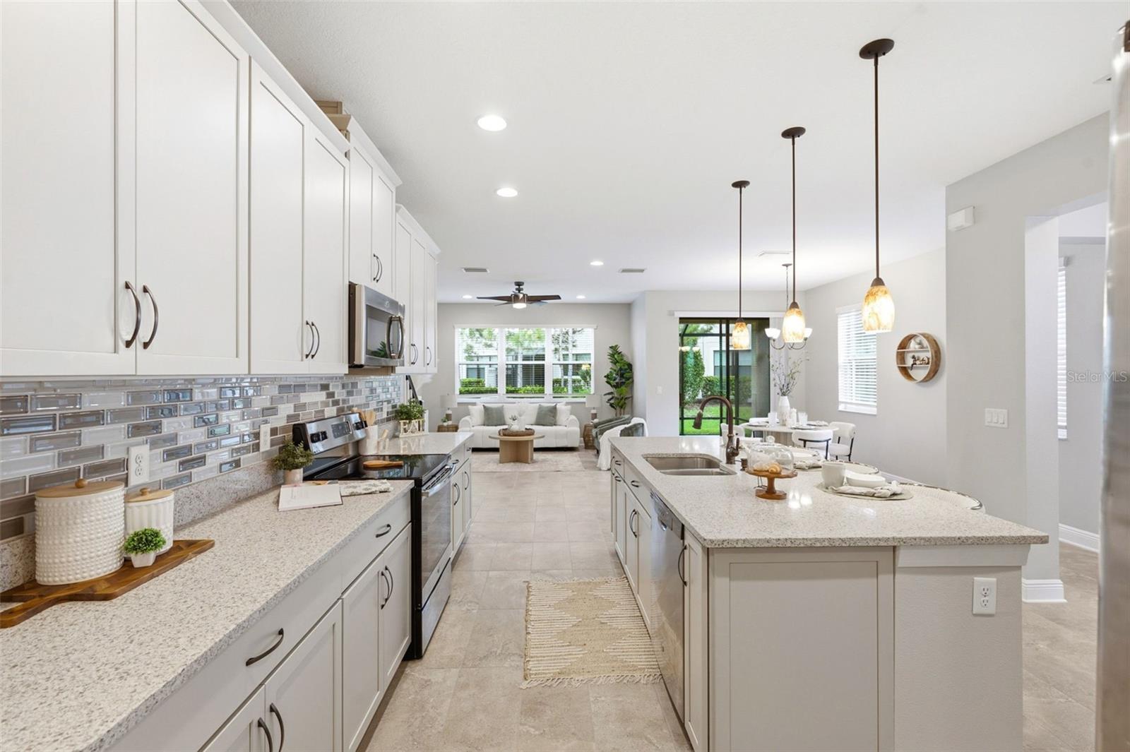 WINDERMERE ESTATES - Residential