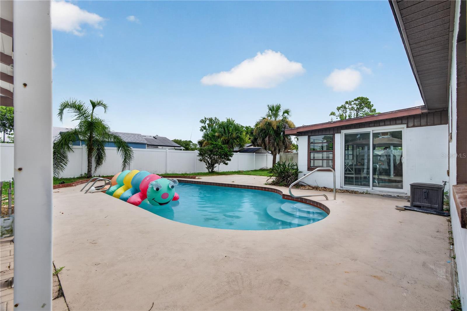 WILLOW RUN UNIT 02 - Residential