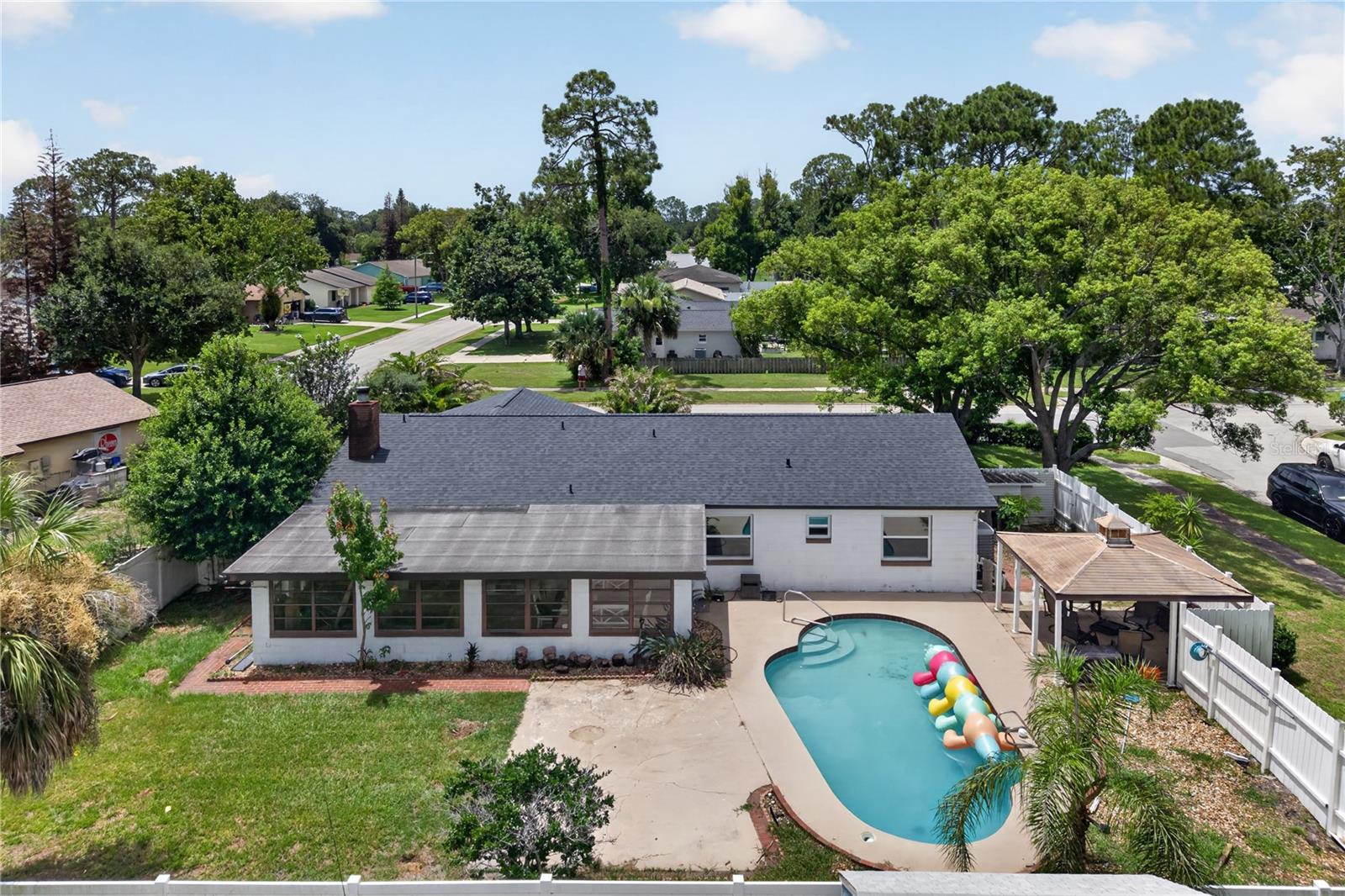 WILLOW RUN UNIT 02 - Residential