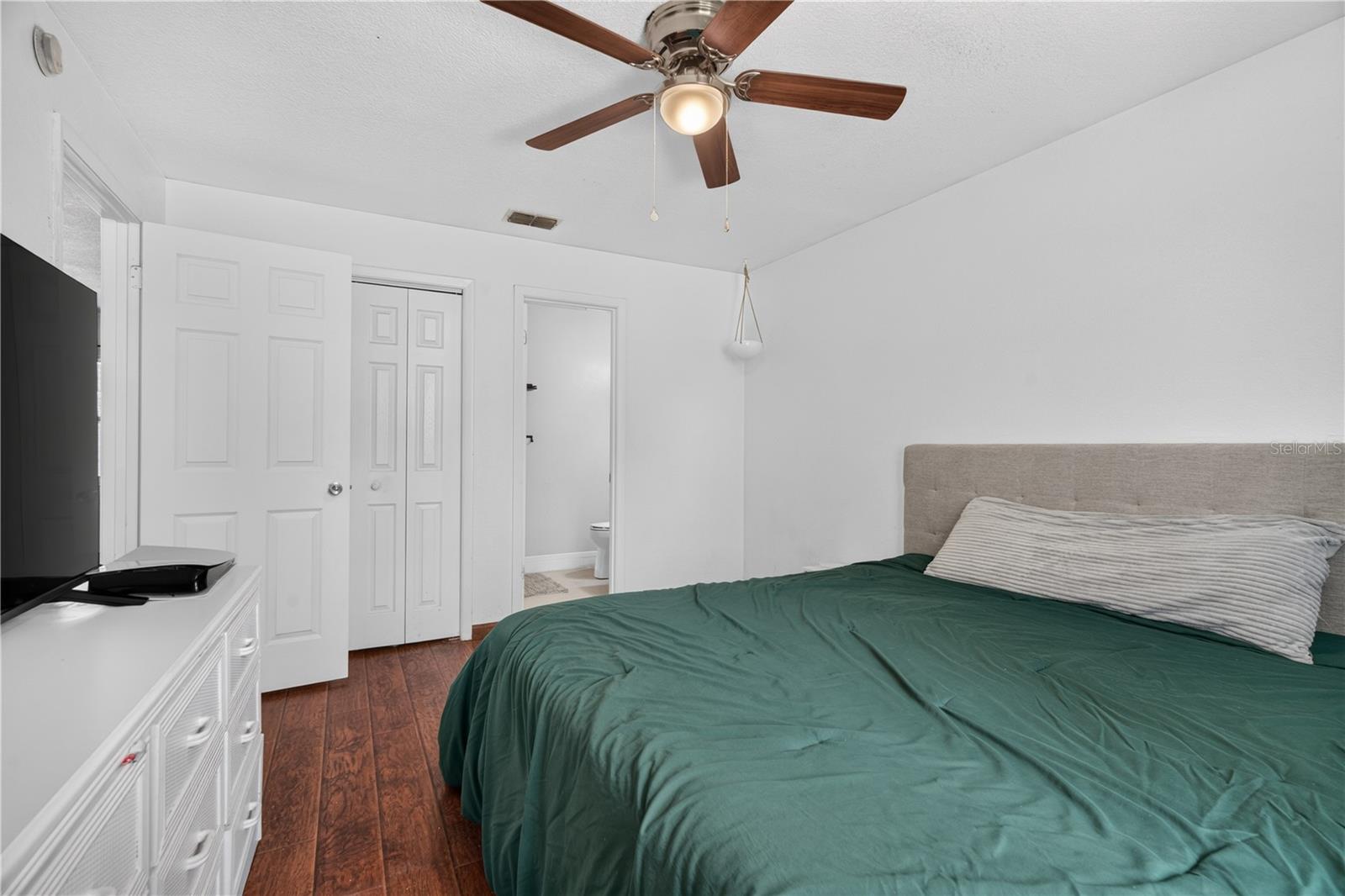 WILLOW RUN UNIT 02 - Residential