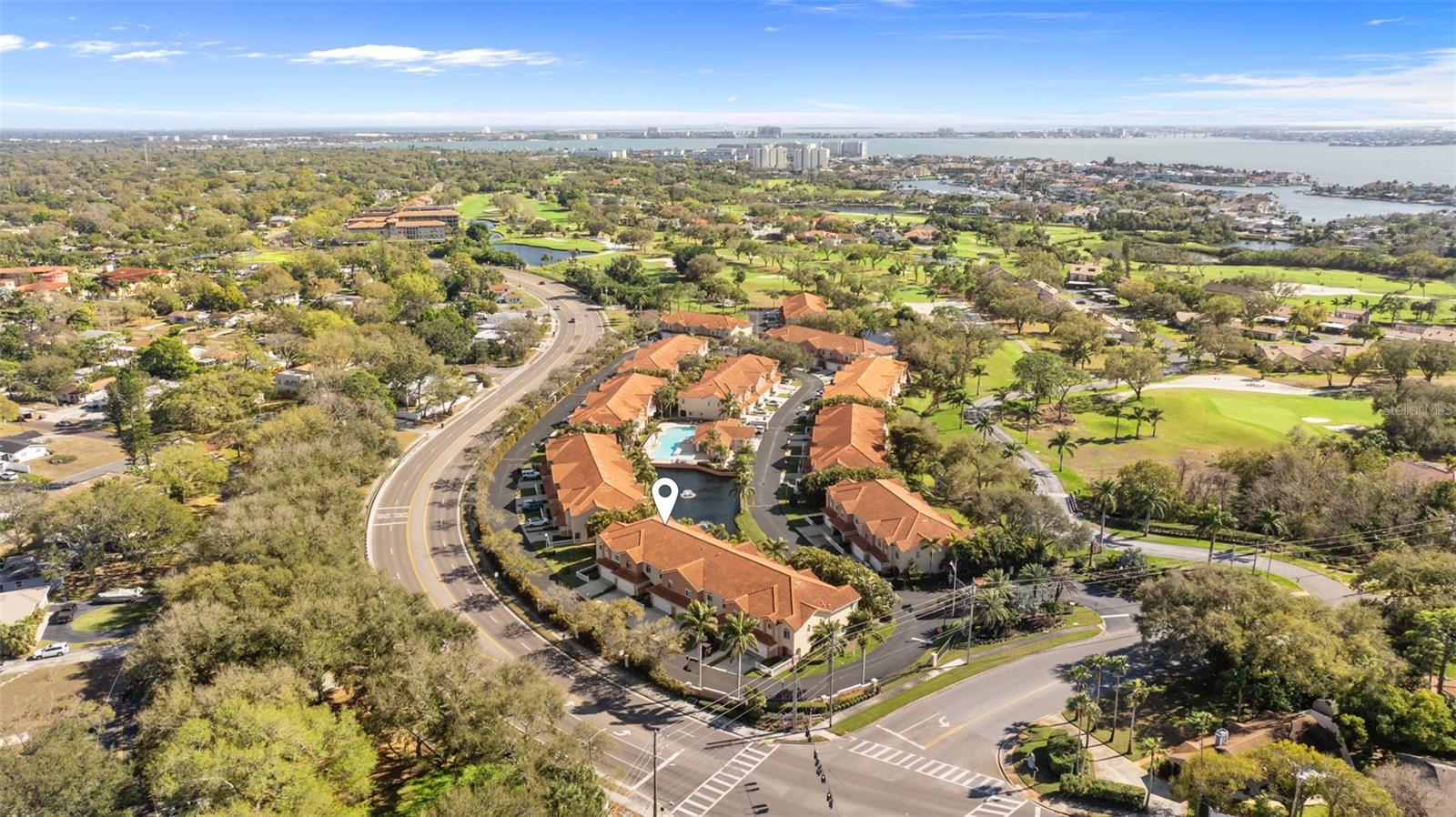 VILLAS DEL VERDE - Residential