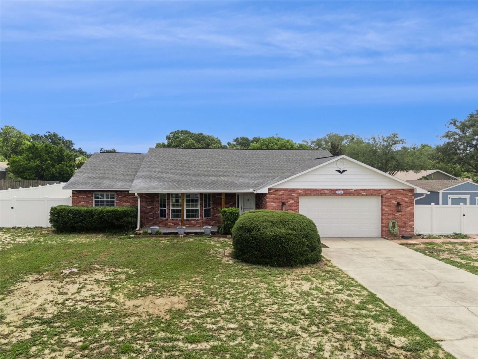 COUNTRY CLUB VIEW SUB - Residential