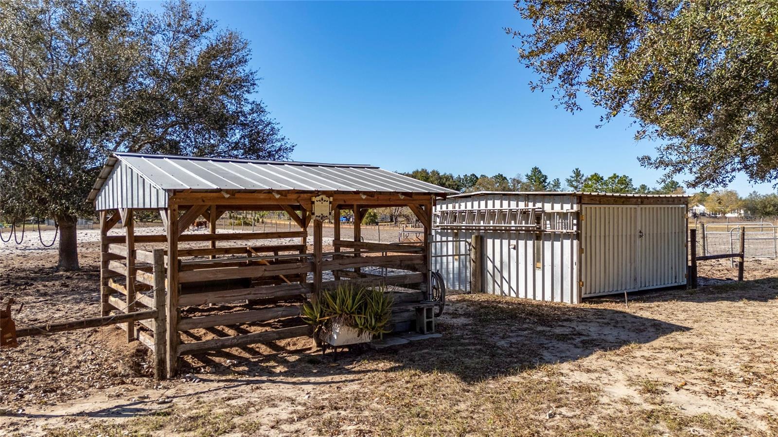 TIGER CREEK GROVES - Residential