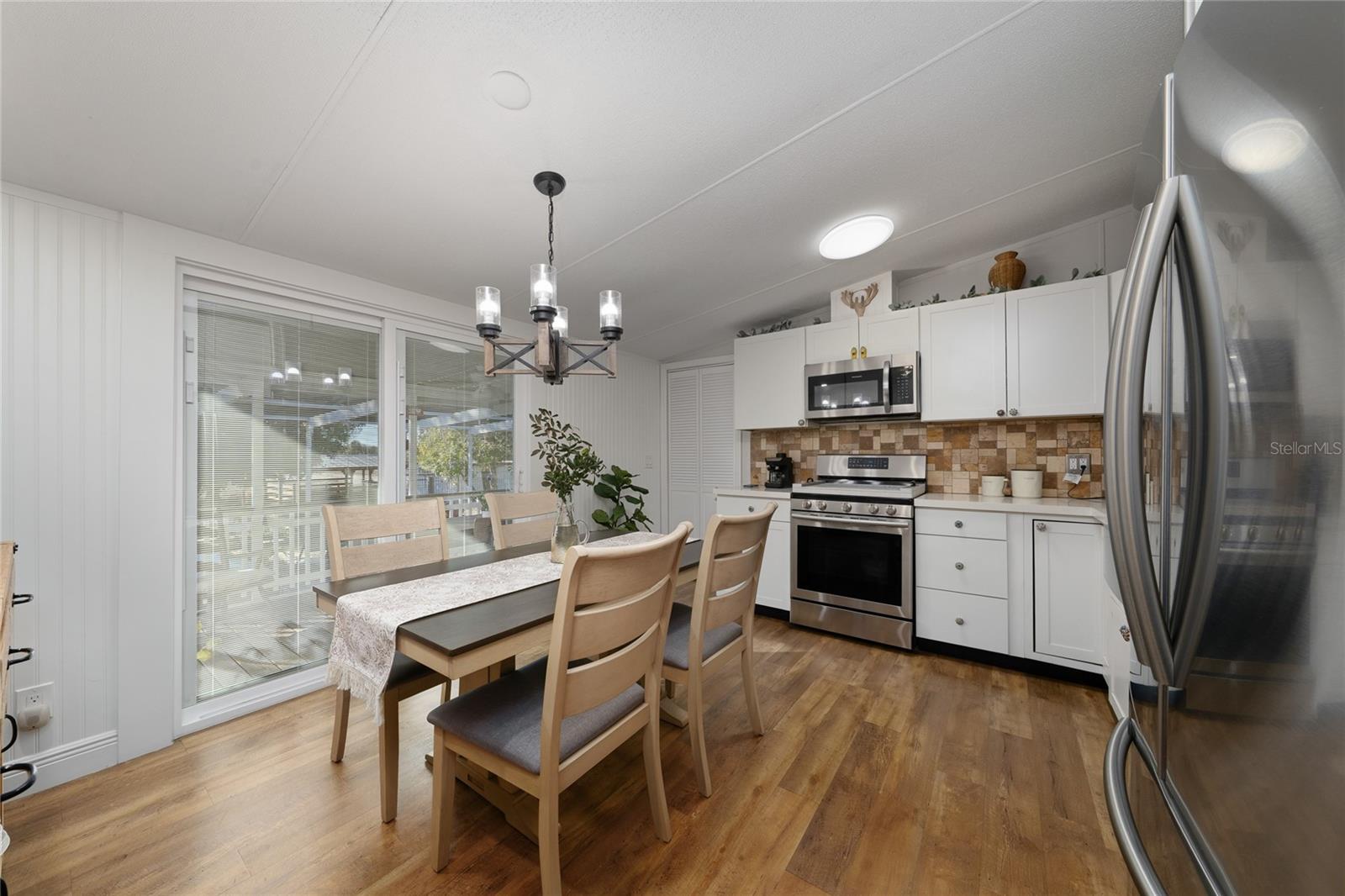 TIGER CREEK GROVES - Residential