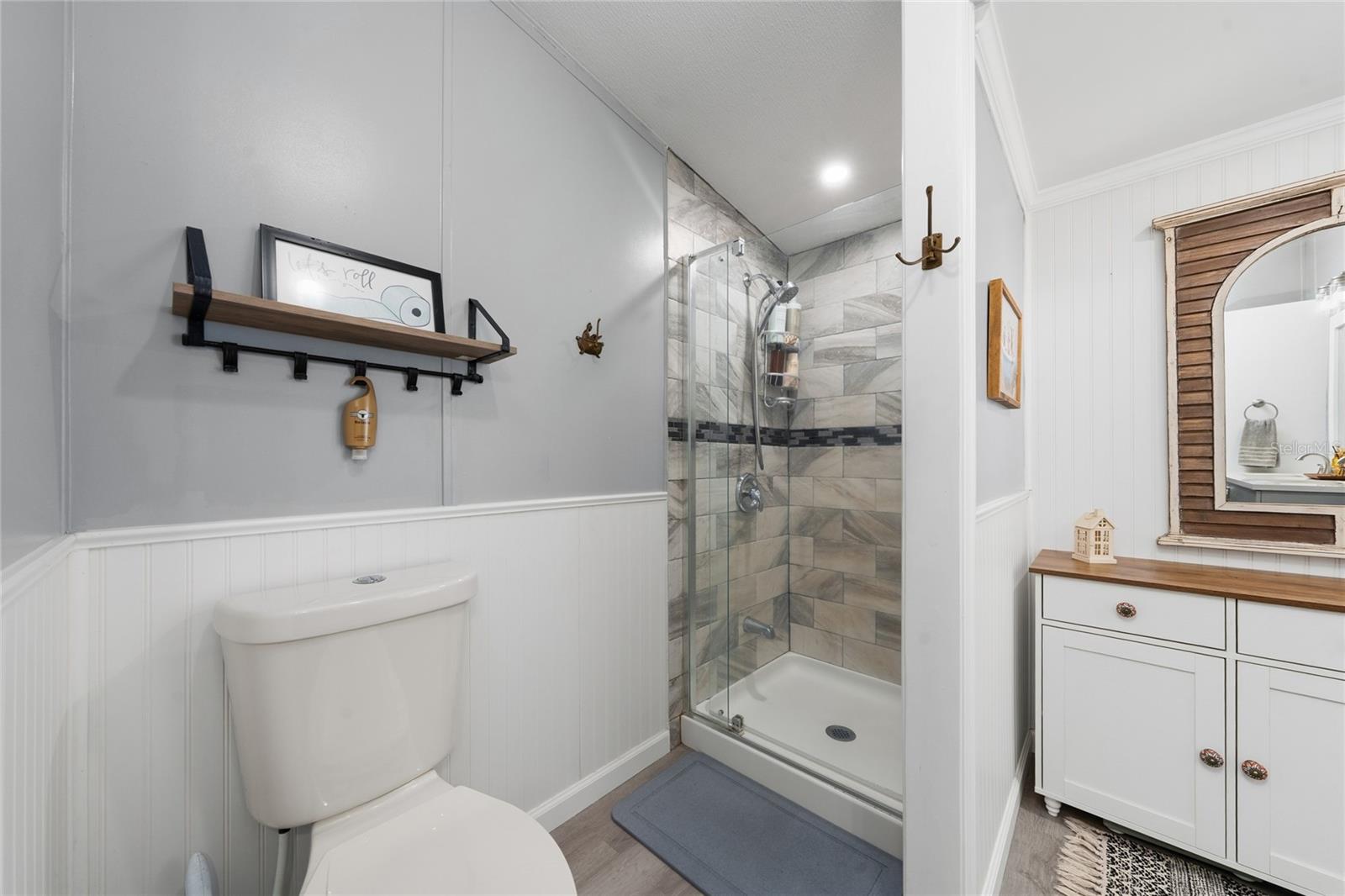 TIGER CREEK GROVES - Residential