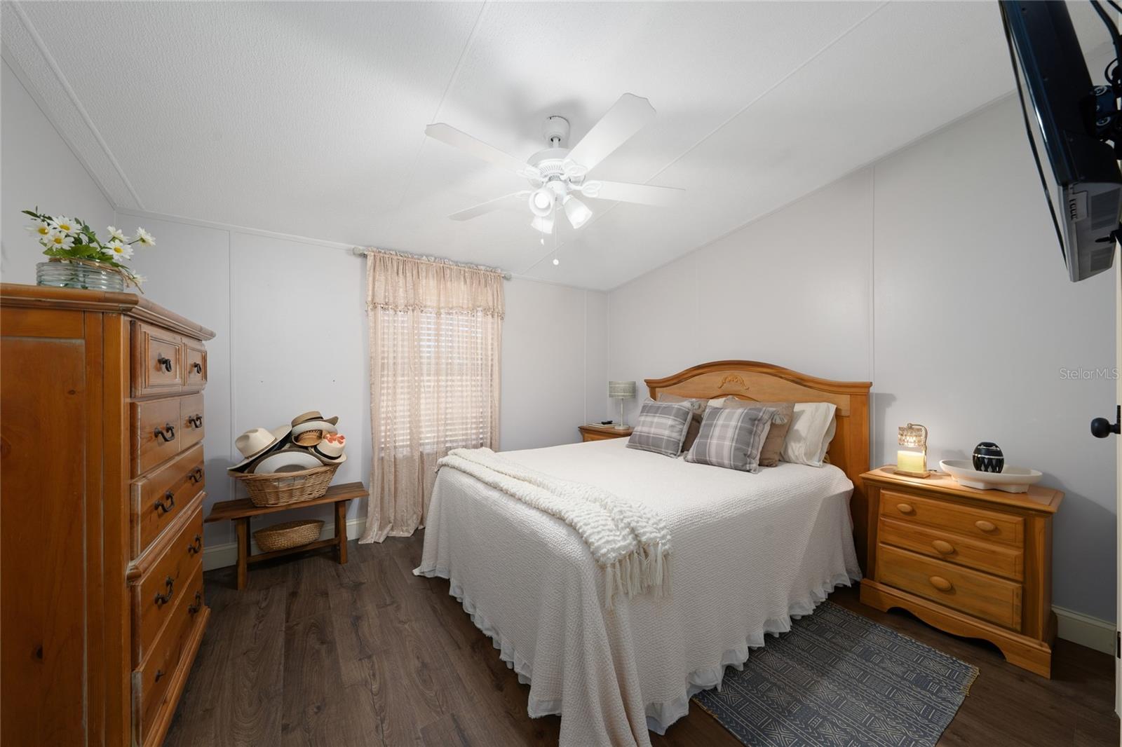 TIGER CREEK GROVES - Residential