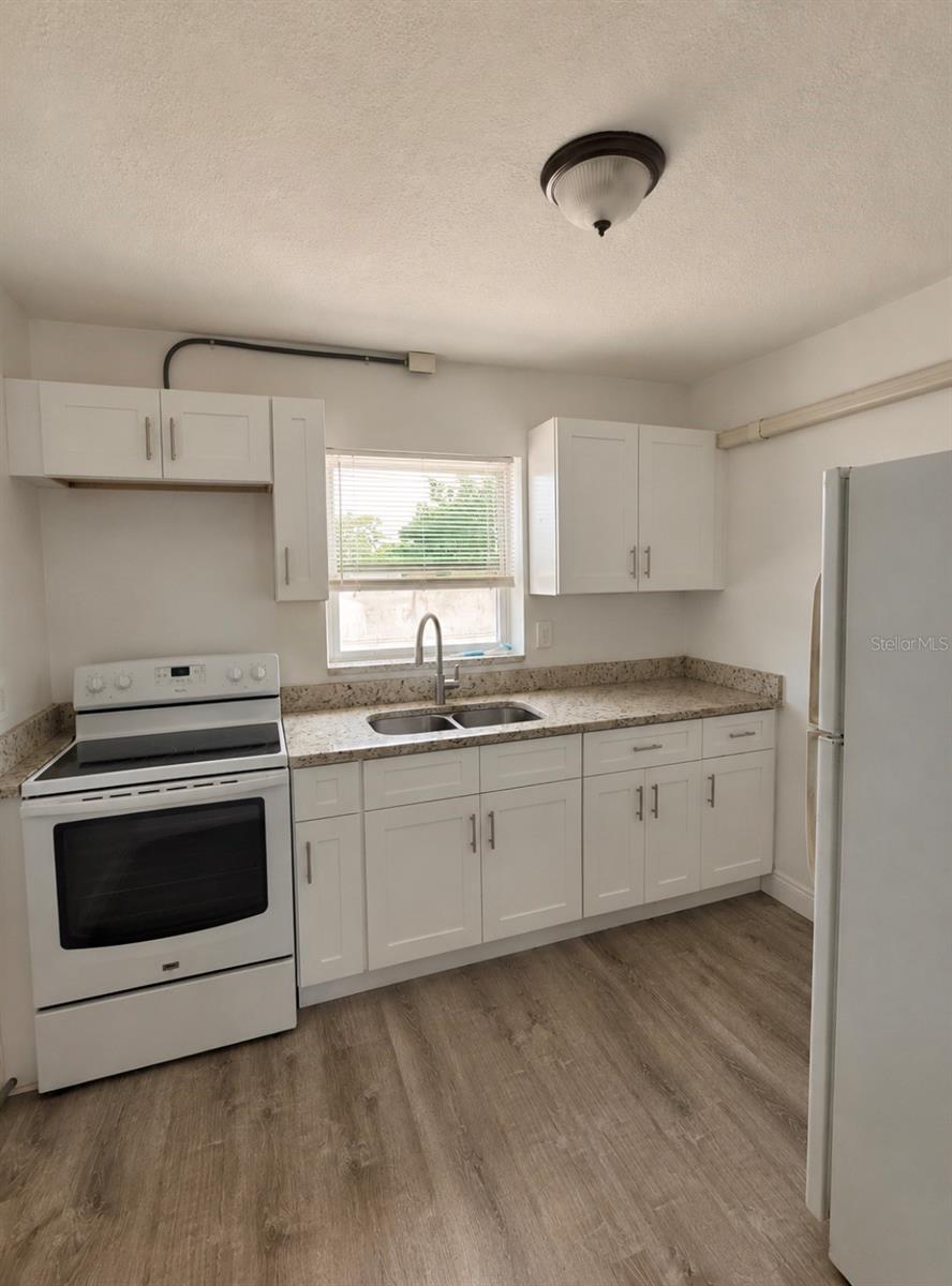 PINE RIDGE - Residential Lease
