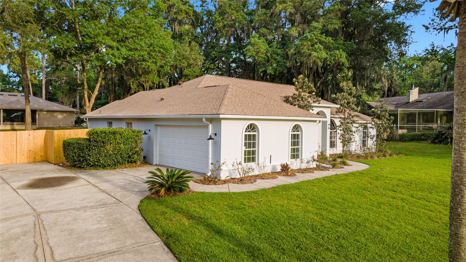 SANDLIN WOODS - Residential Lease