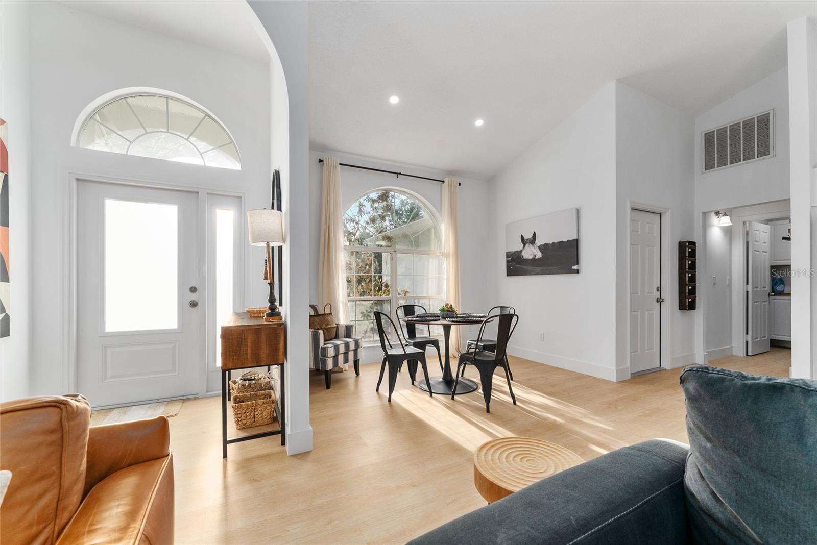 SANDLIN WOODS - Residential Lease