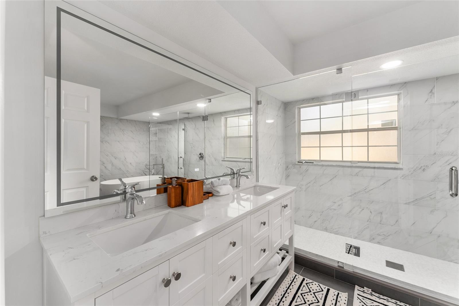 SANDLIN WOODS - Residential Lease