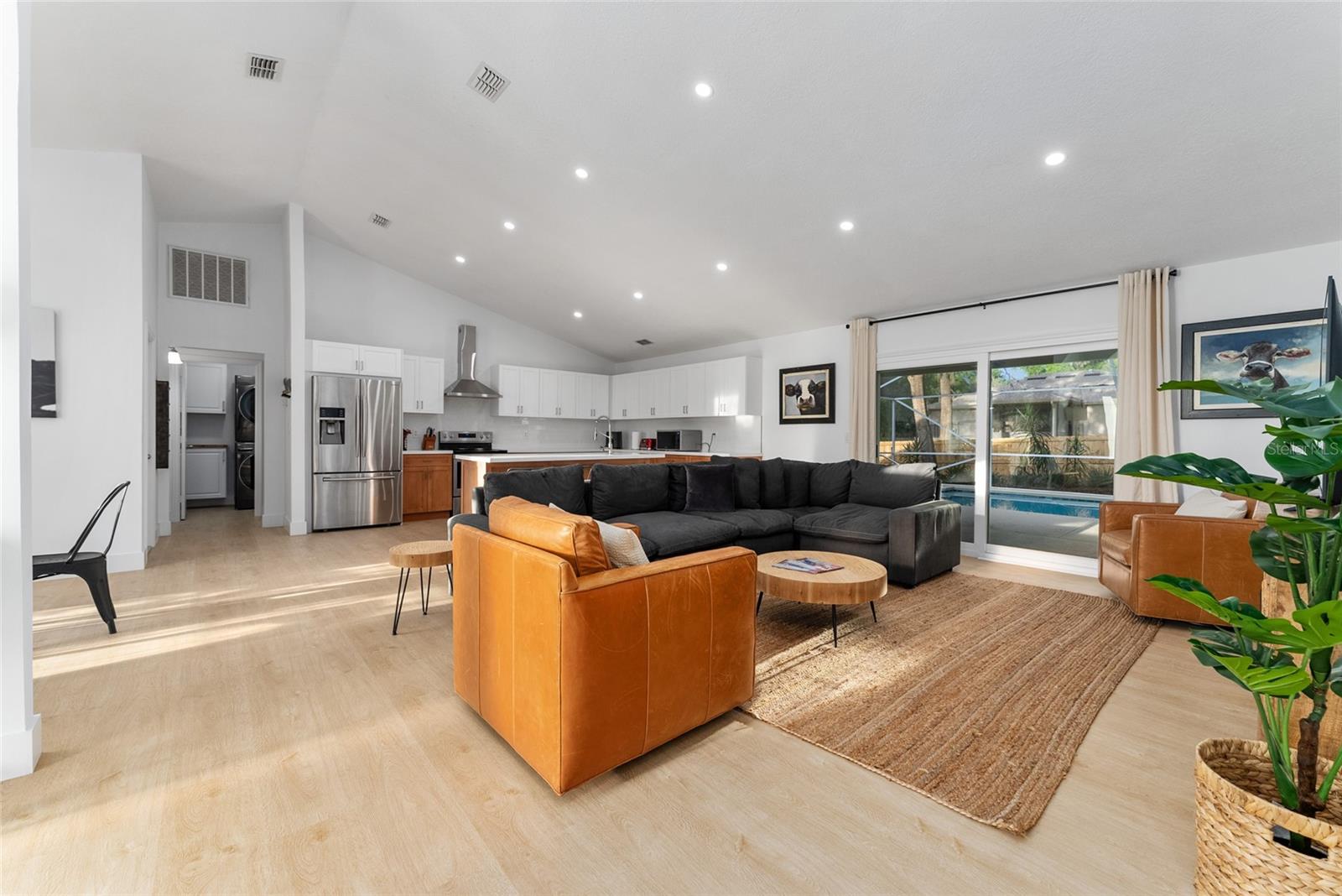SANDLIN WOODS - Residential Lease