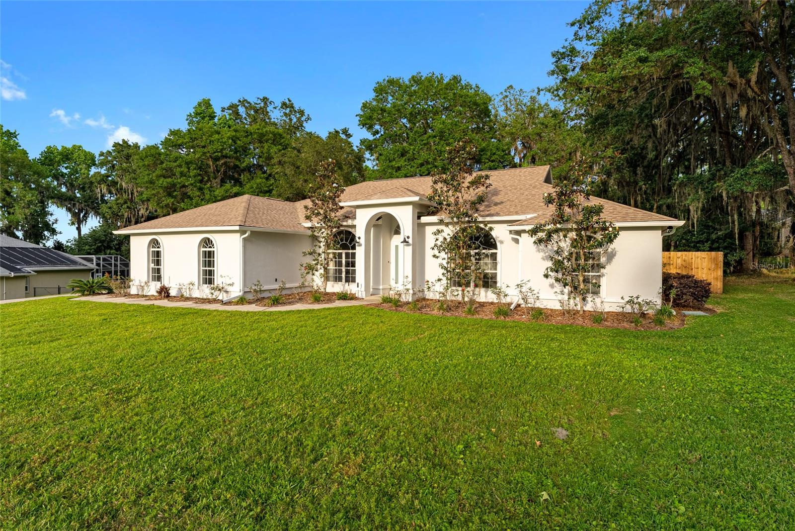 SANDLIN WOODS - Residential Lease