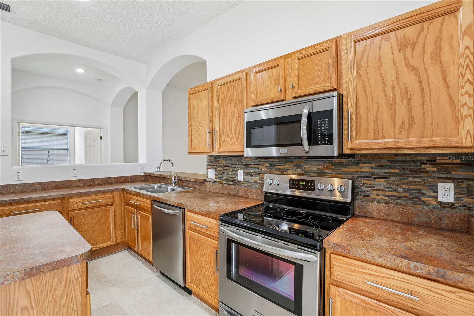 FAIRWAYS AT MT PLYMOUTH PH 03 LT 115 PB 04 - Residential