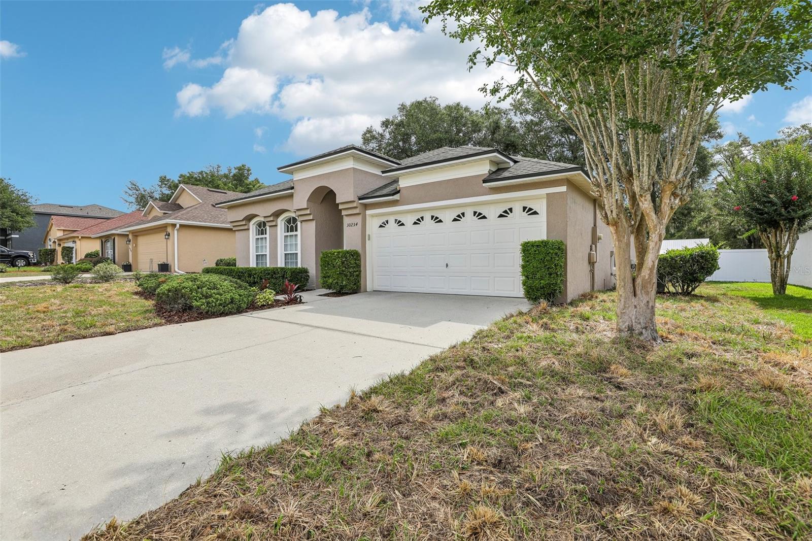 FAIRWAYS AT MT PLYMOUTH PH 03 LT 115 PB 04 - Residential
