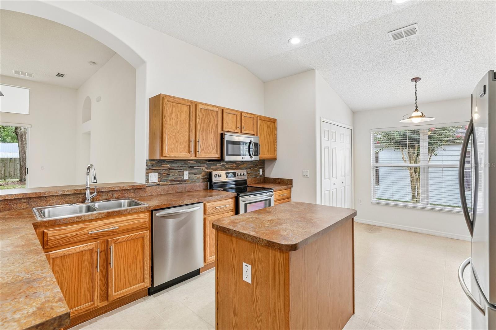 FAIRWAYS AT MT PLYMOUTH PH 03 LT 115 PB 04 - Residential