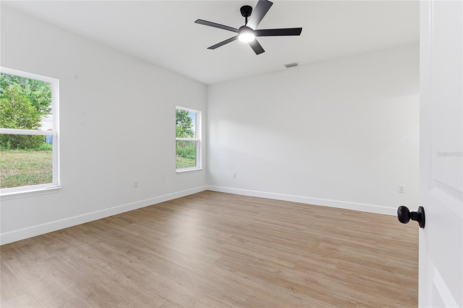 MARION OAKS UN 07 - Residential Lease