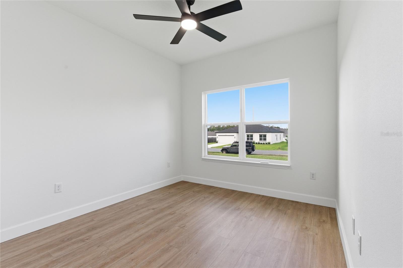 MARION OAKS UN 07 - Residential Lease