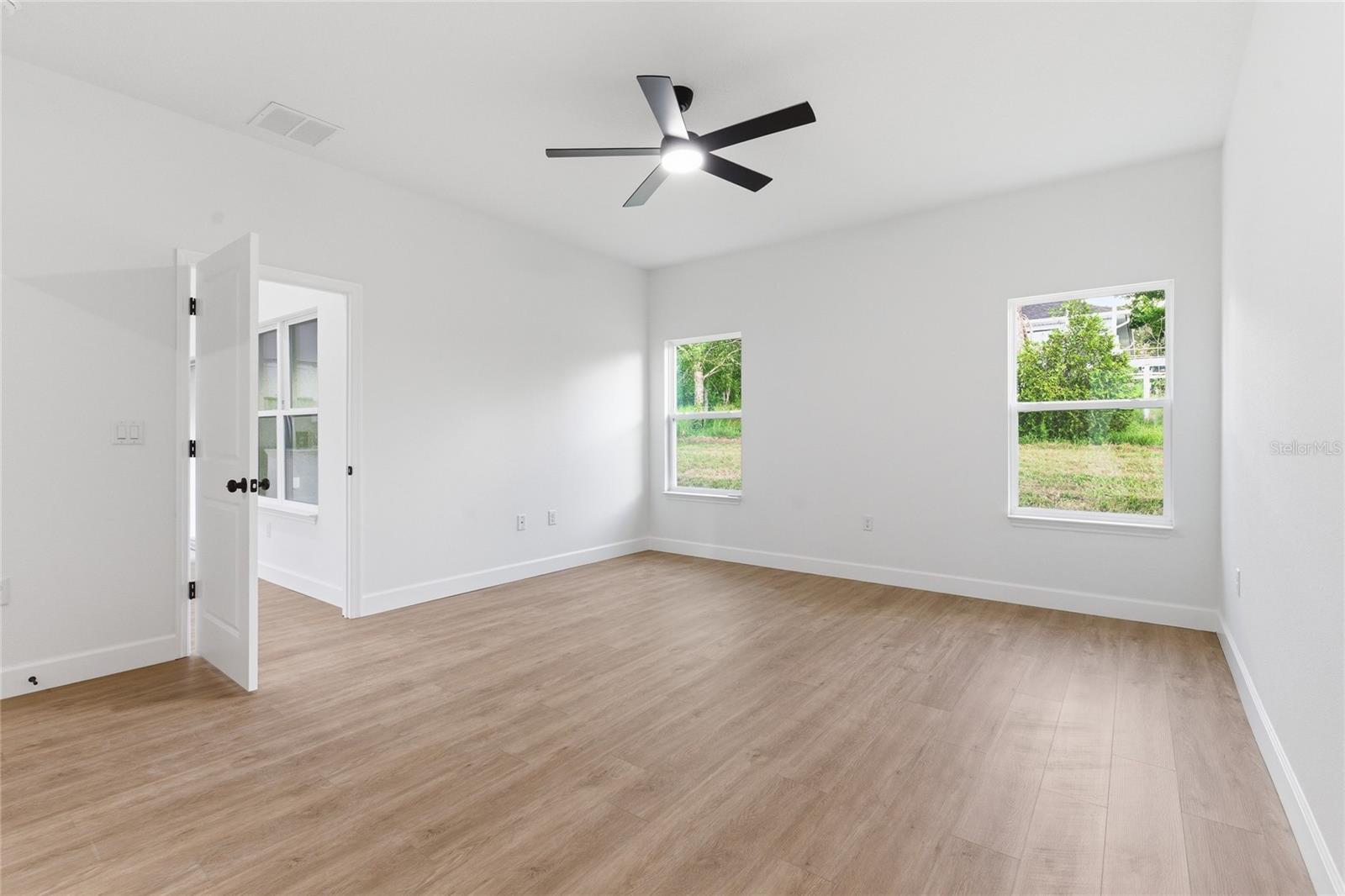 MARION OAKS UN 07 - Residential Lease