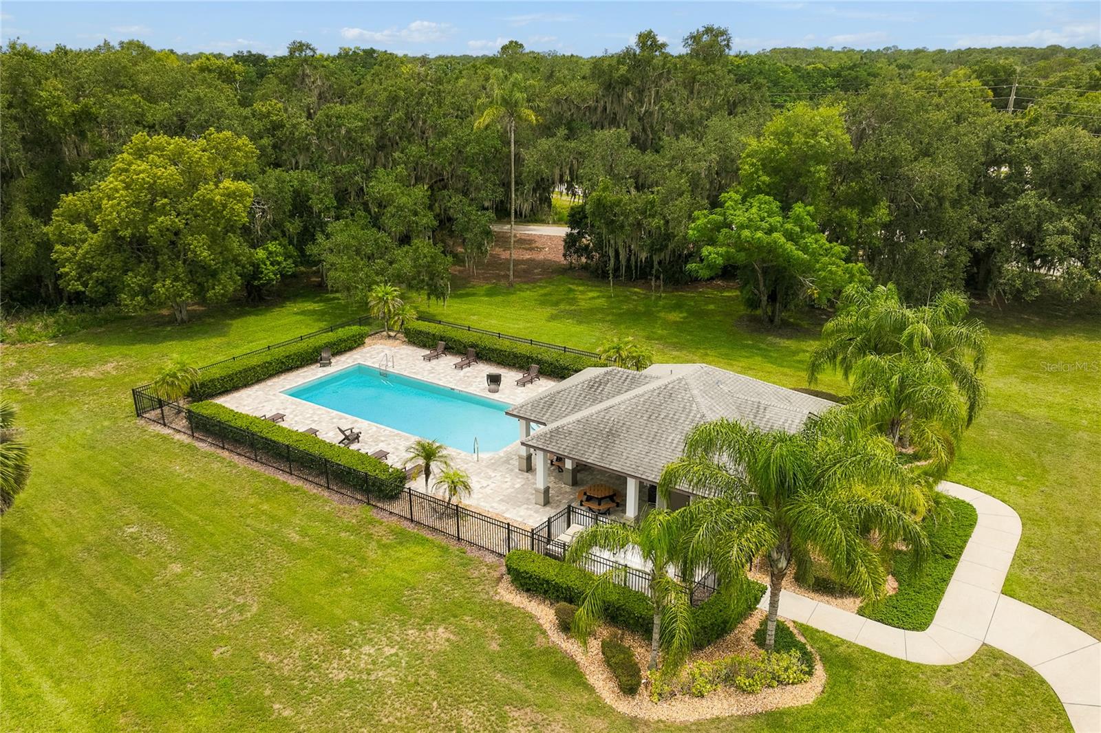 STONEWOOD ESTATES - Residential