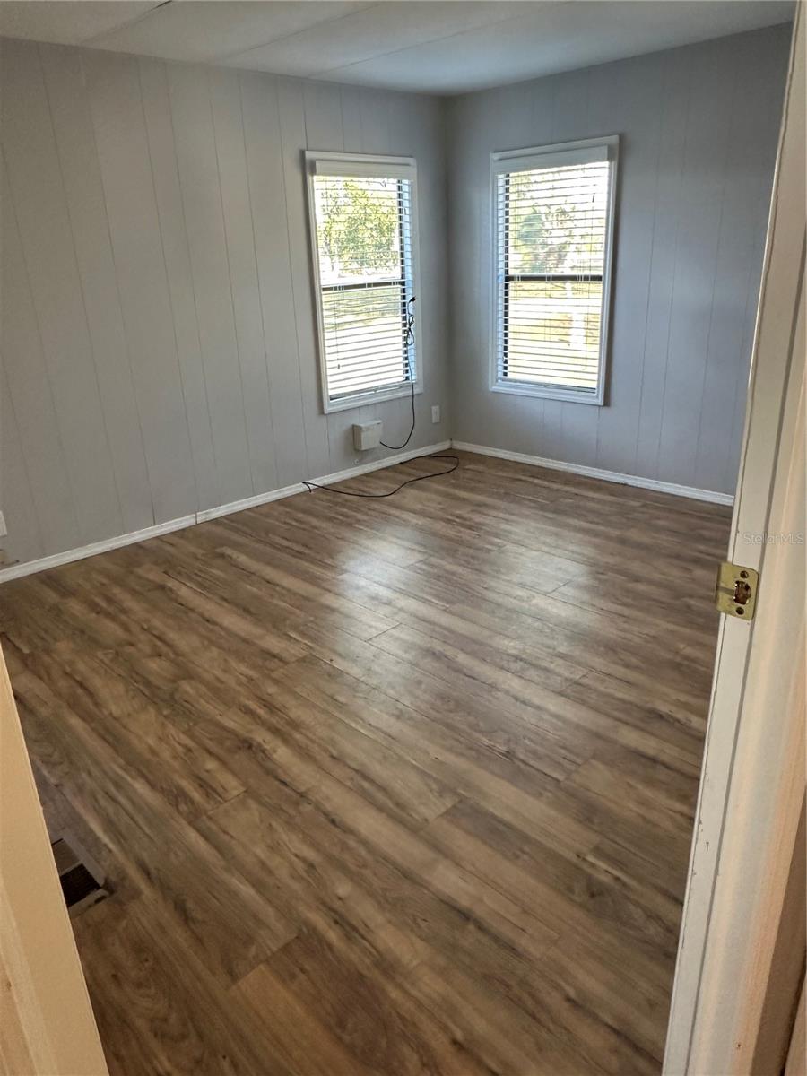 BANBURY VILLAGE CONDO - Residential