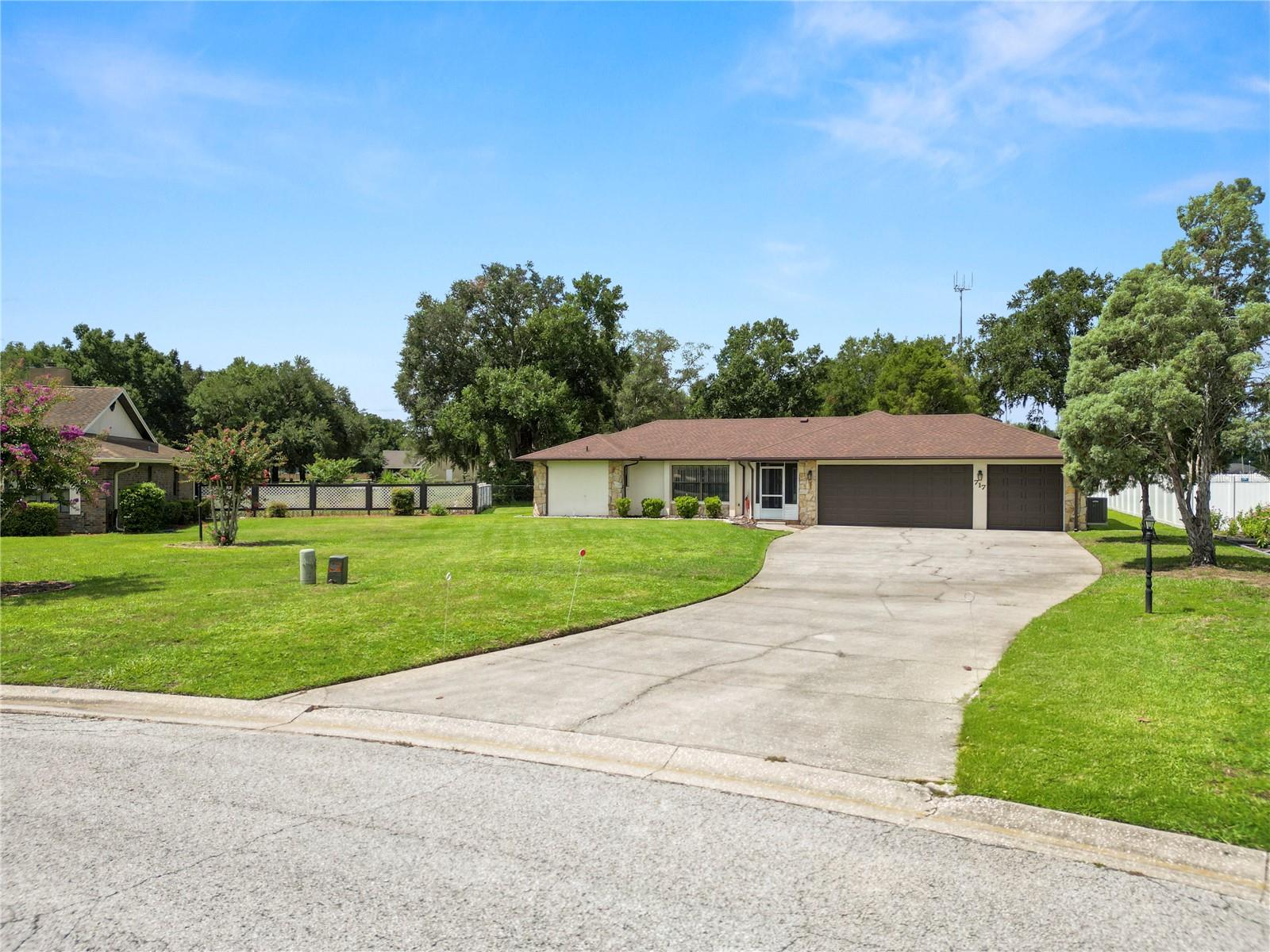 CEDAR KNOLL - Residential